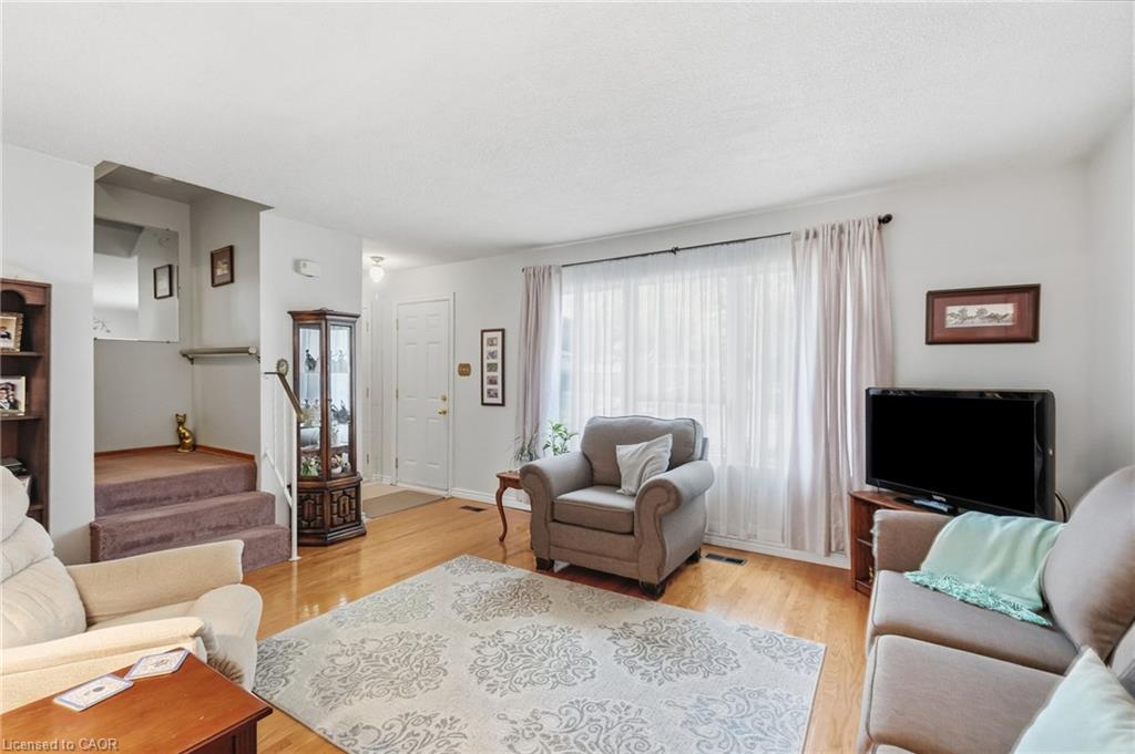 48 Raleigh Court Property Photo 8