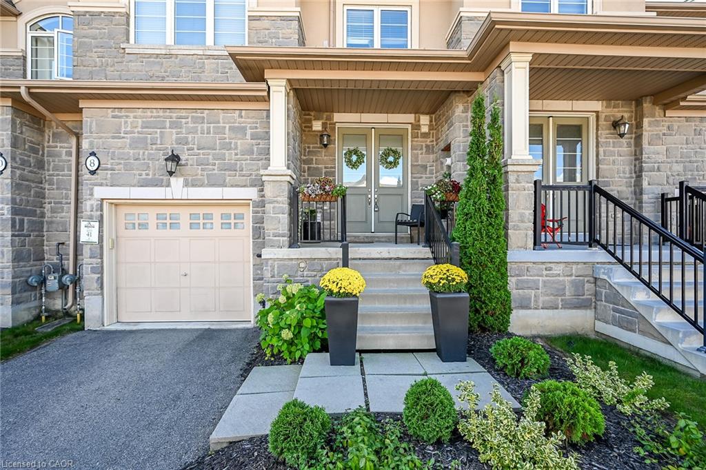 8 Callon Drive Property Photo 3