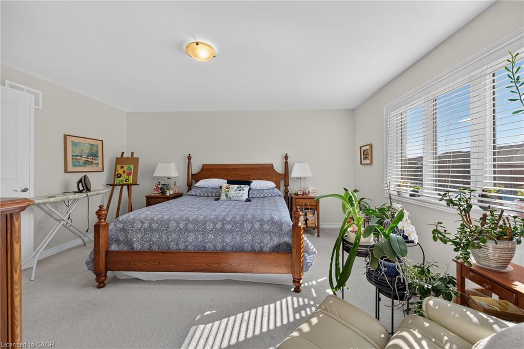 8 Callon Drive Property Photo 28