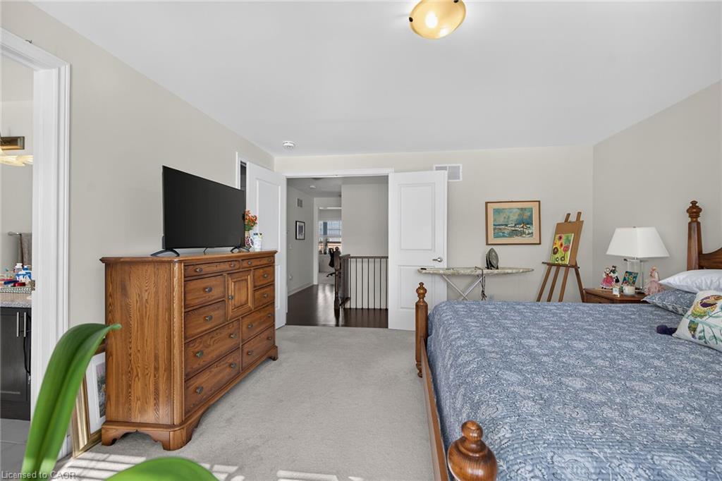 8 Callon Drive Property Photo 30