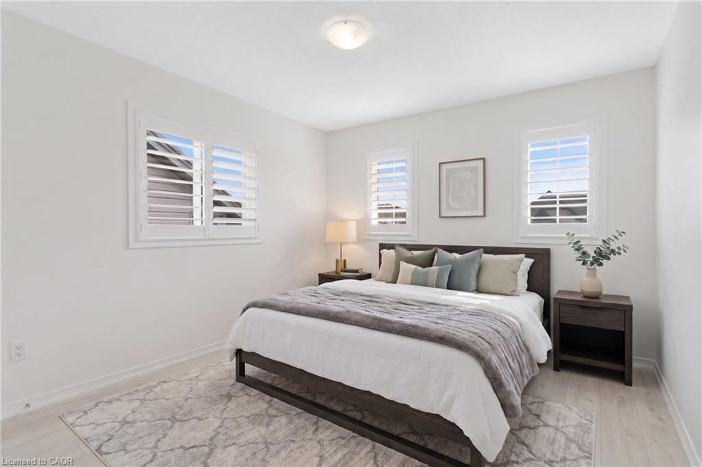 278 Thomas Slee Drive Property Photo 17