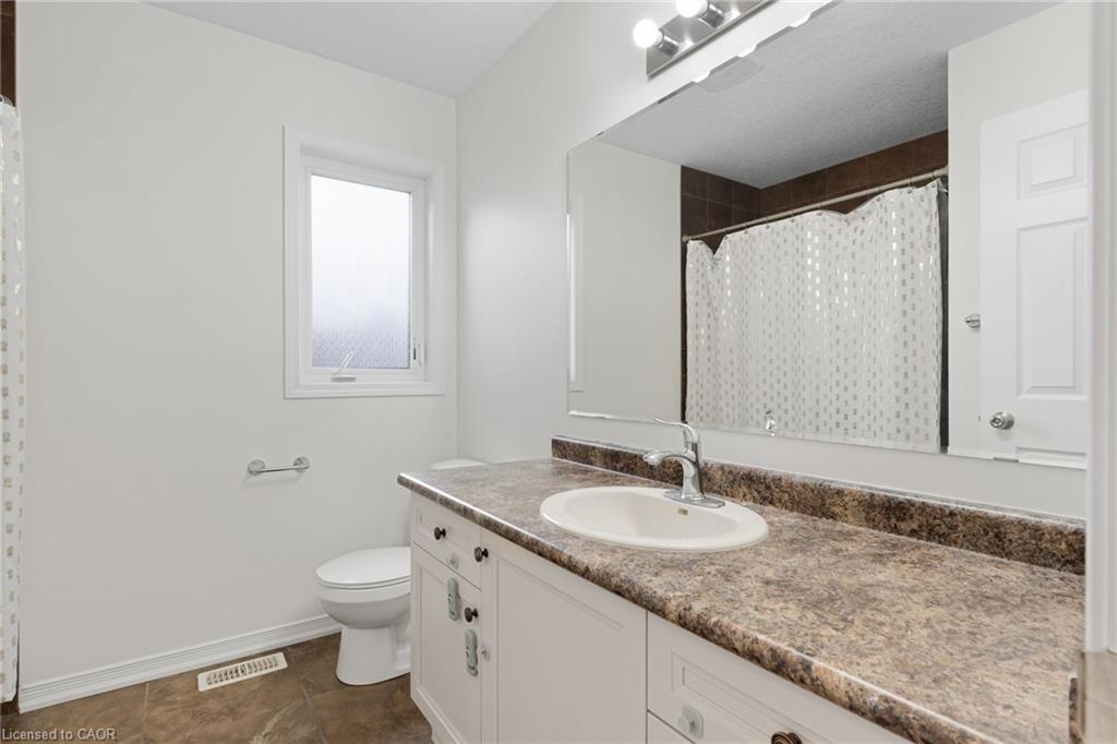 278 Thomas Slee Drive Property Photo 18