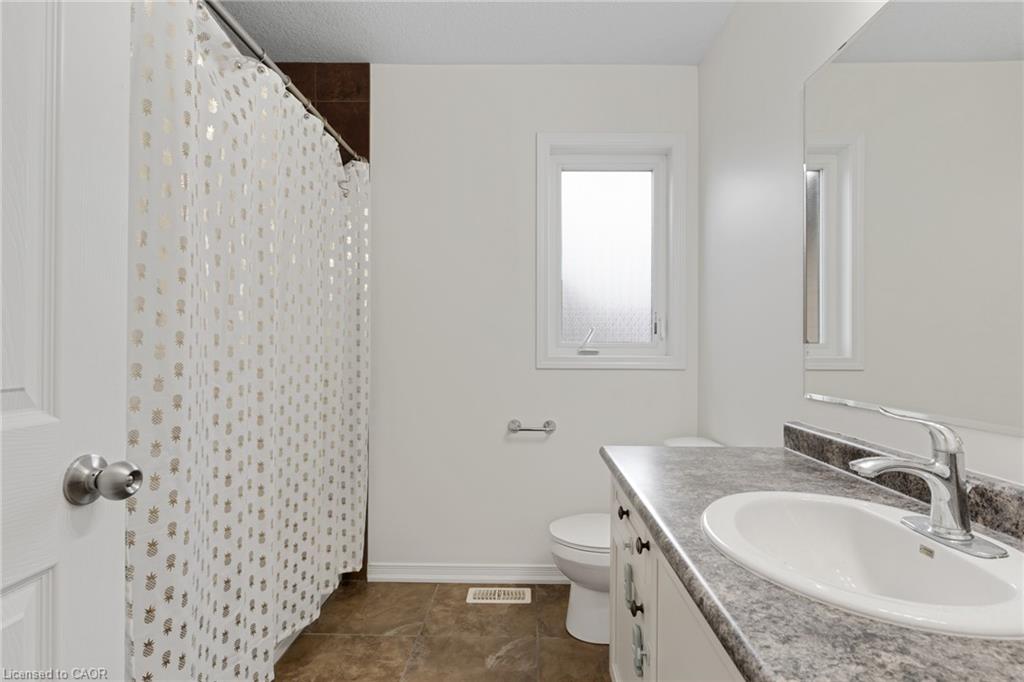 278 Thomas Slee Drive Property Photo 19