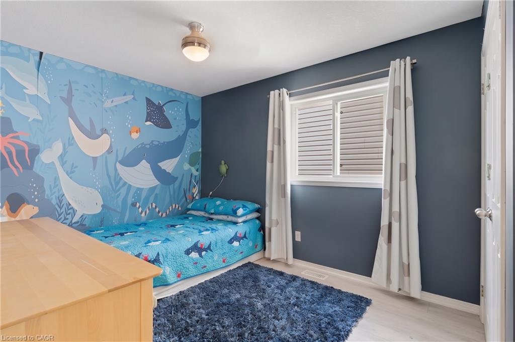 278 Thomas Slee Drive Property Photo 20