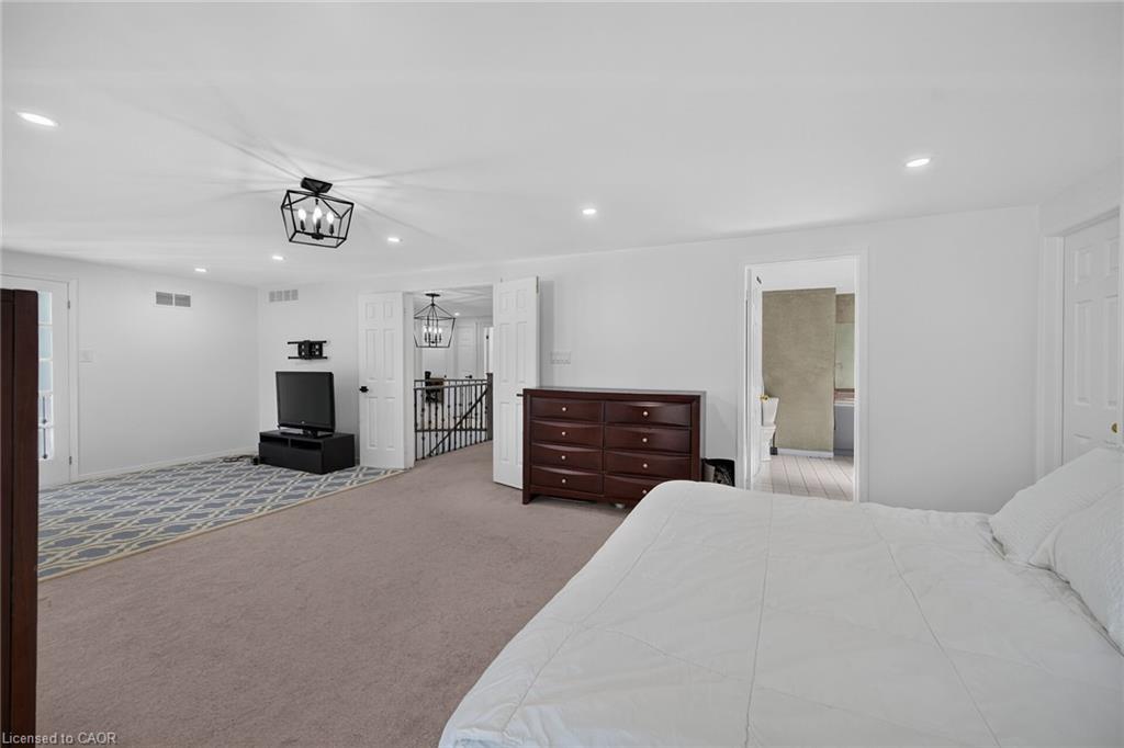 196 Bluebell Crescent Property Photo 22