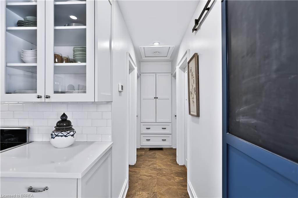 9 Phillip Street Property Photo 13