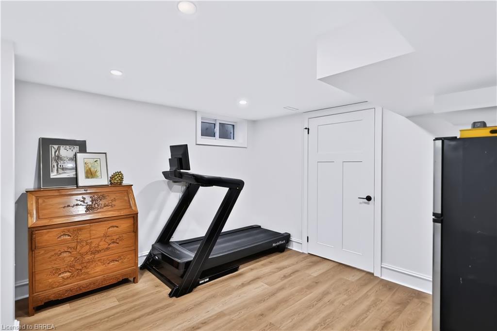 9 Phillip Street Property Photo 23