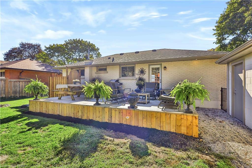 9 Phillip Street Property Photo 35