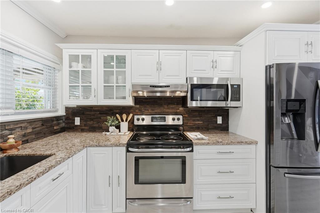 346 Hawkridge Avenue Property Photo 15