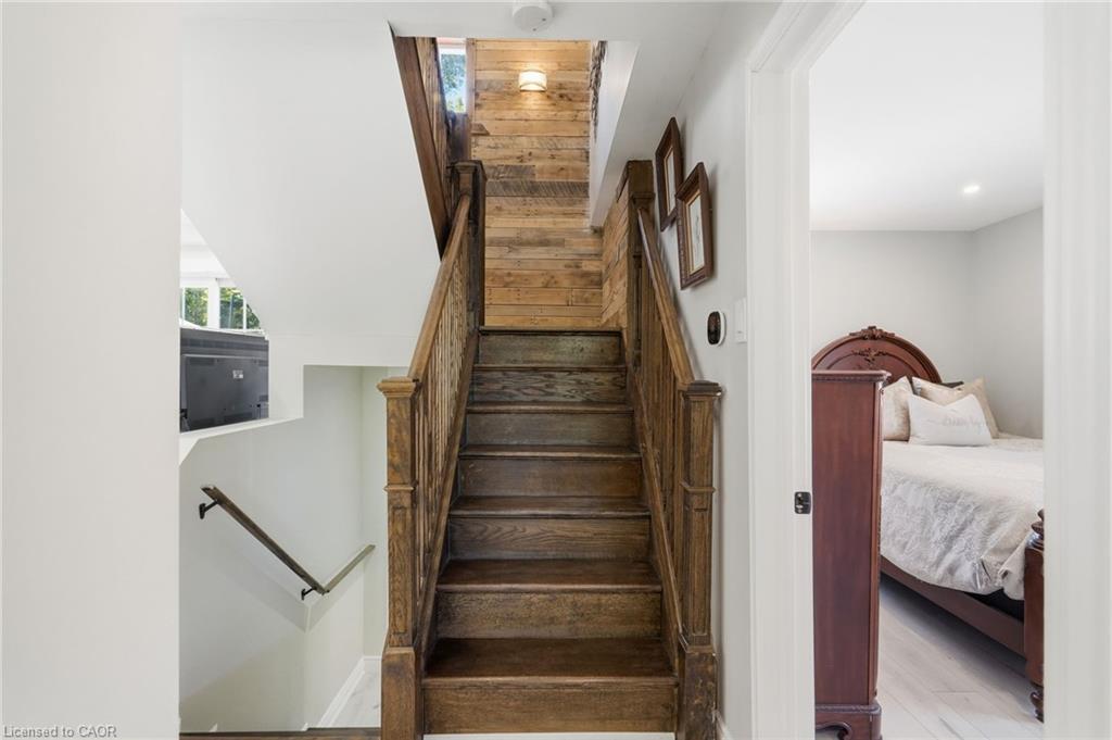346 Hawkridge Avenue Property Photo 25