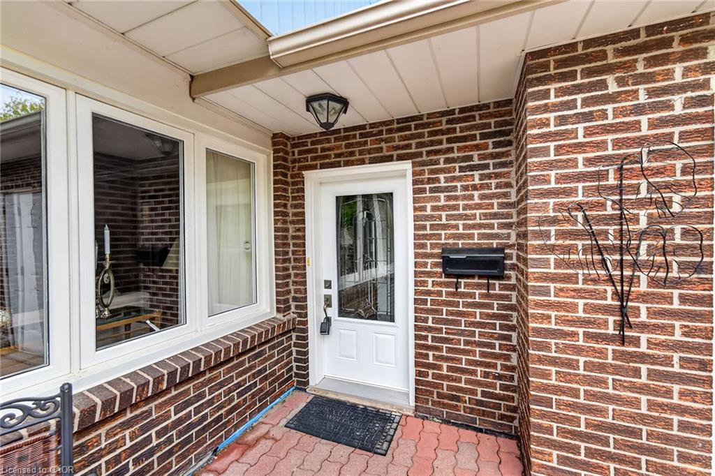 5294 Bromley Road Property Photo 9