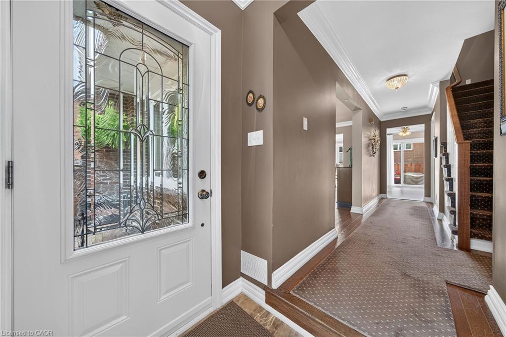 5294 Bromley Road Property Photo 11
