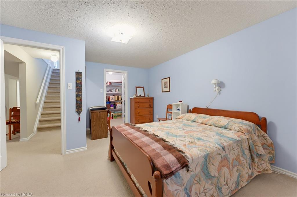 9-73 Morton Avenue W Property Photo 19