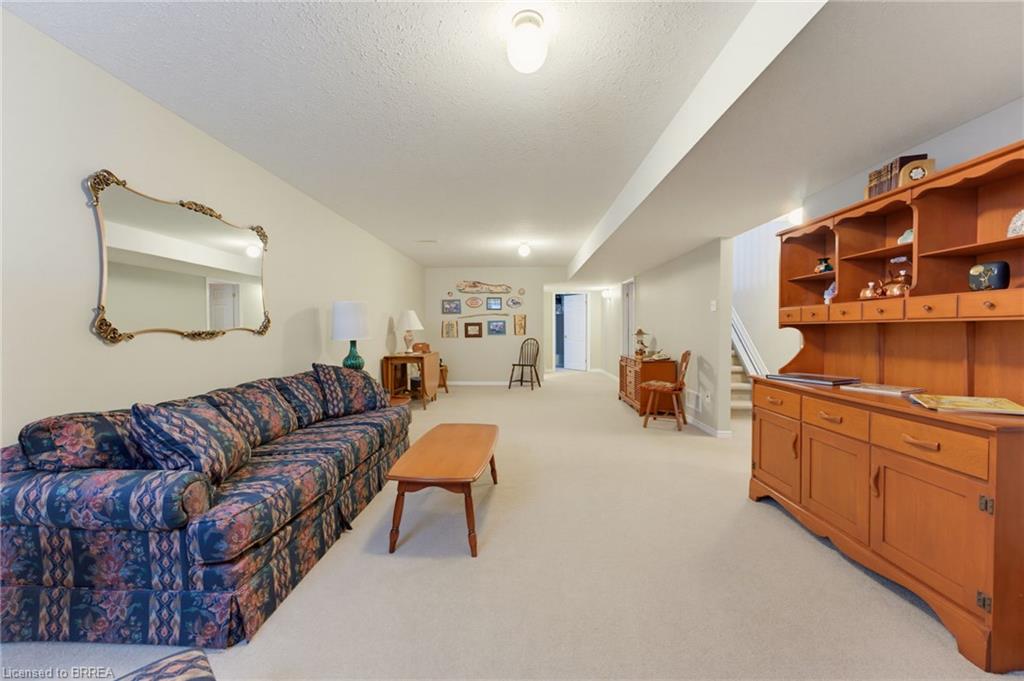 9-73 Morton Avenue W Property Photo 20
