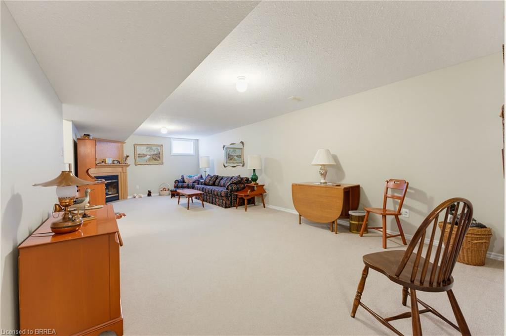 9-73 Morton Avenue W Property Photo 22