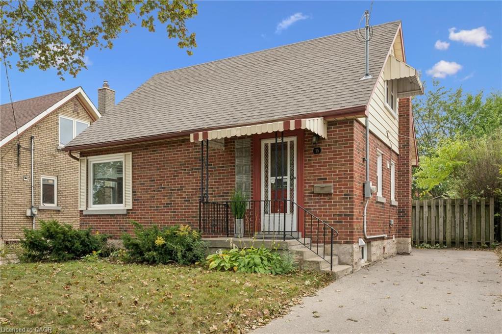 35 Acacia Street Property Photo 2