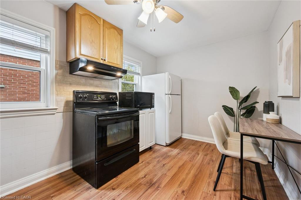 35 Acacia Street Property Photo 7