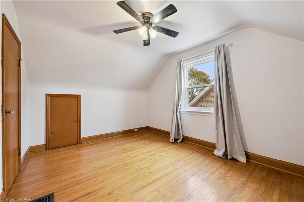 35 Acacia Street Property Photo 11