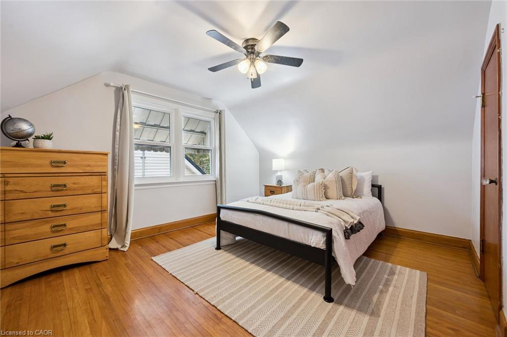 35 Acacia Street Property Photo 12