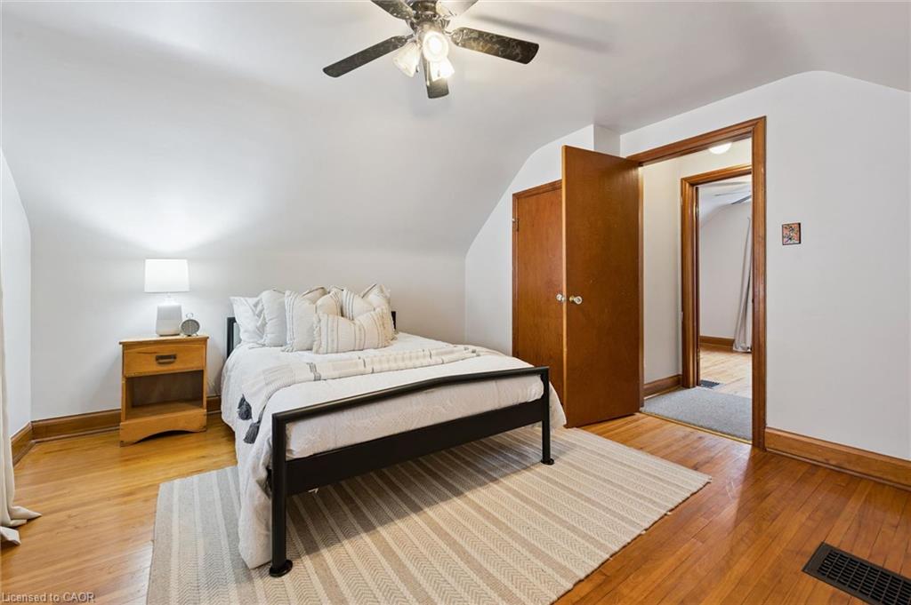 35 Acacia Street Property Photo 14