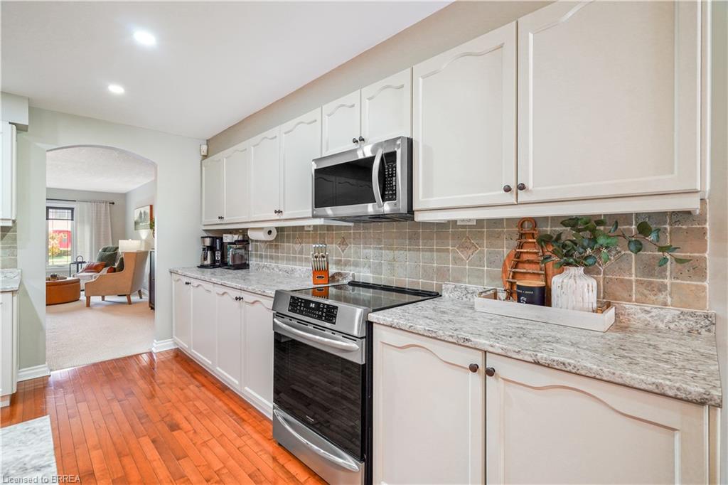 42 Edith Monture Avenue Property Photo 17