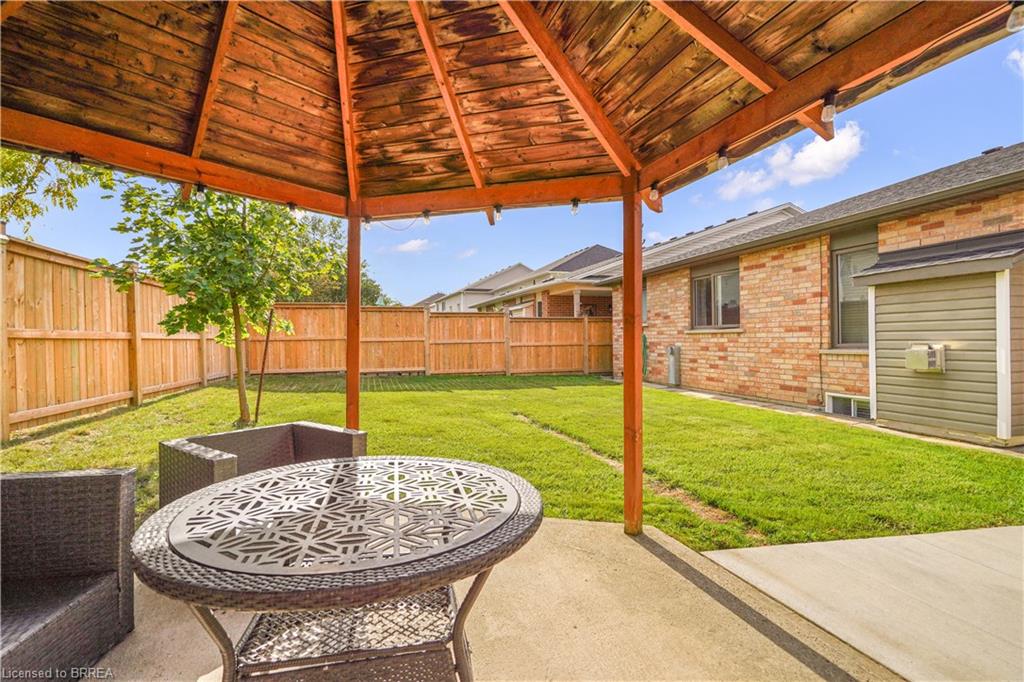 42 Edith Monture Avenue Property Photo 47