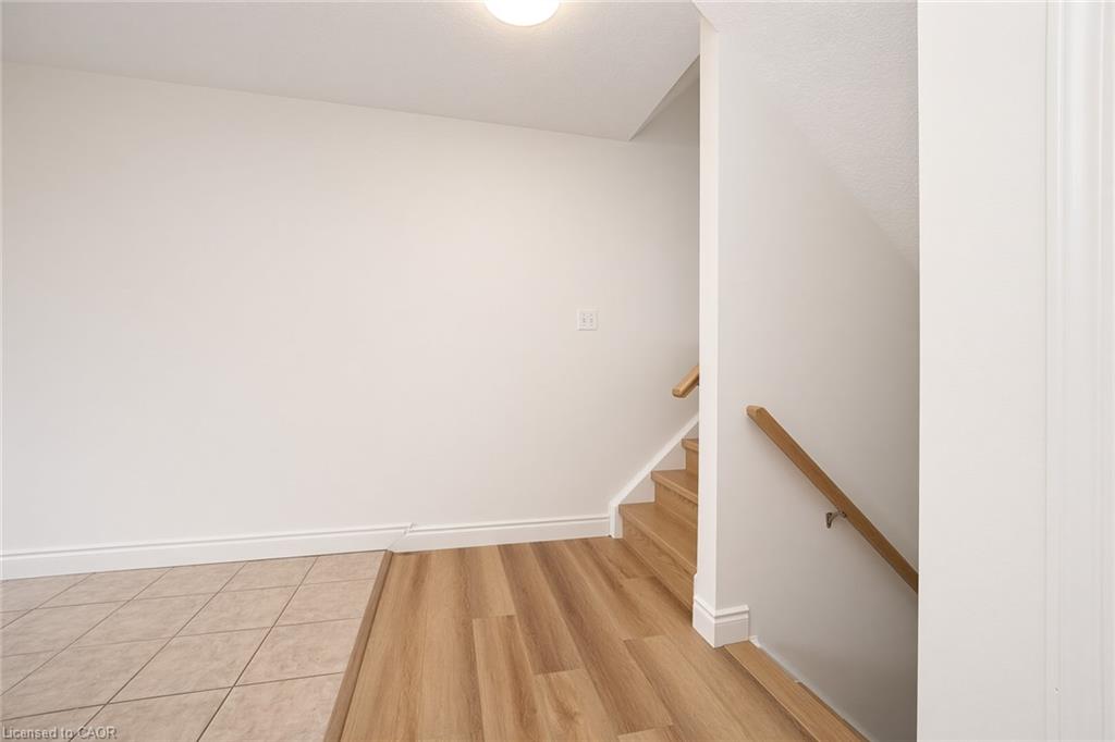 250 Parkvale Drive Property Photo 20