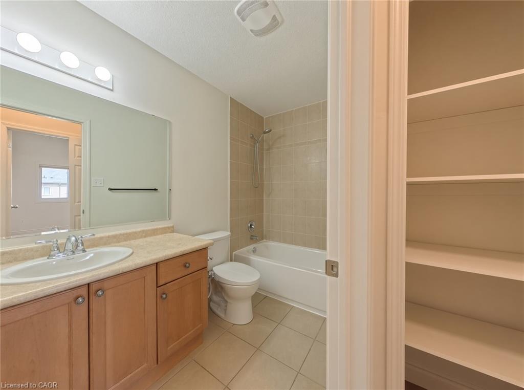 250 Parkvale Drive Property Photo 31