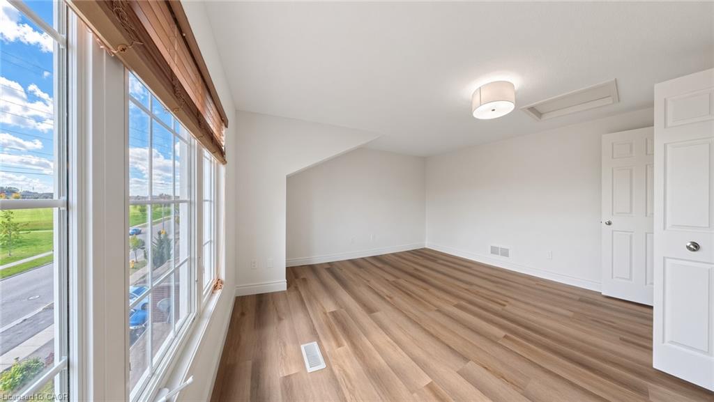 250 Parkvale Drive Property Photo 41