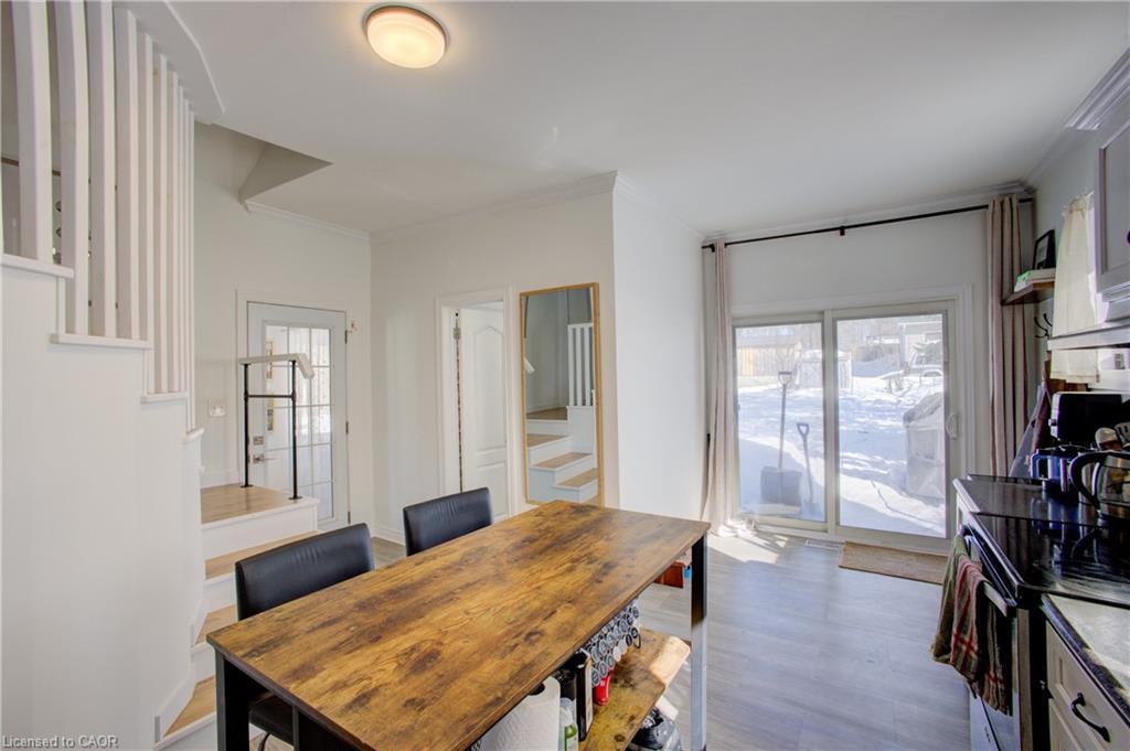 101 John Street E Property Photo 14