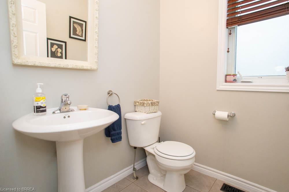 217 Woodway Trail Property Photo 4