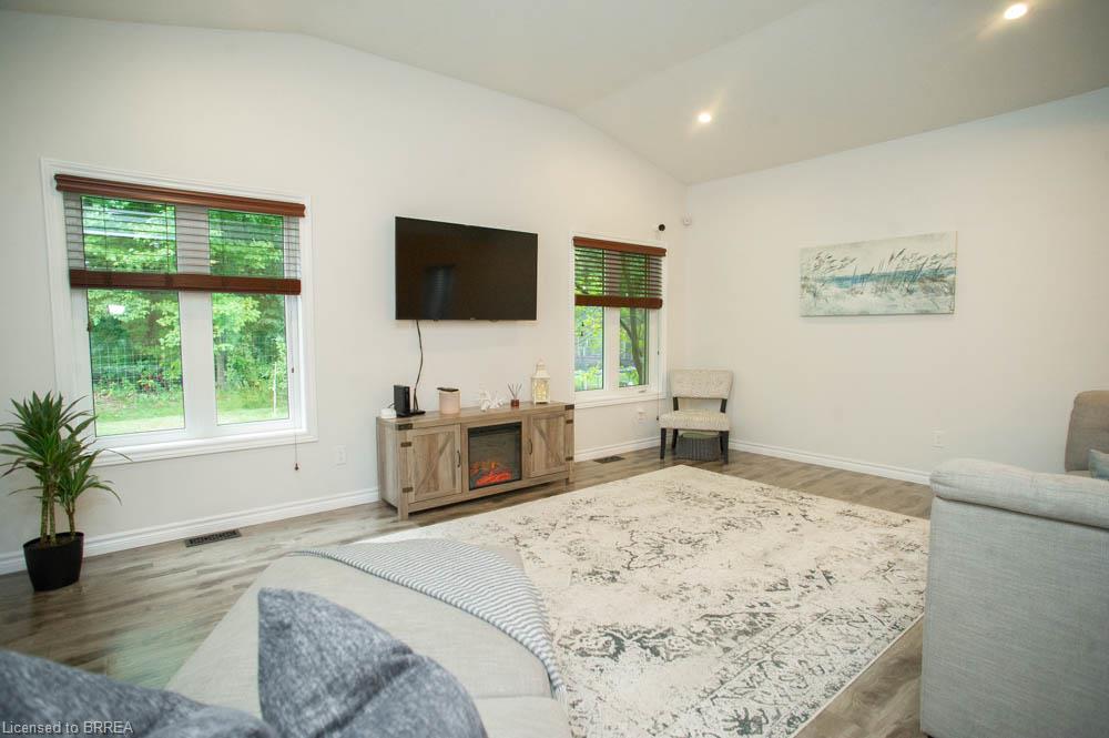 217 Woodway Trail Property Photo 9