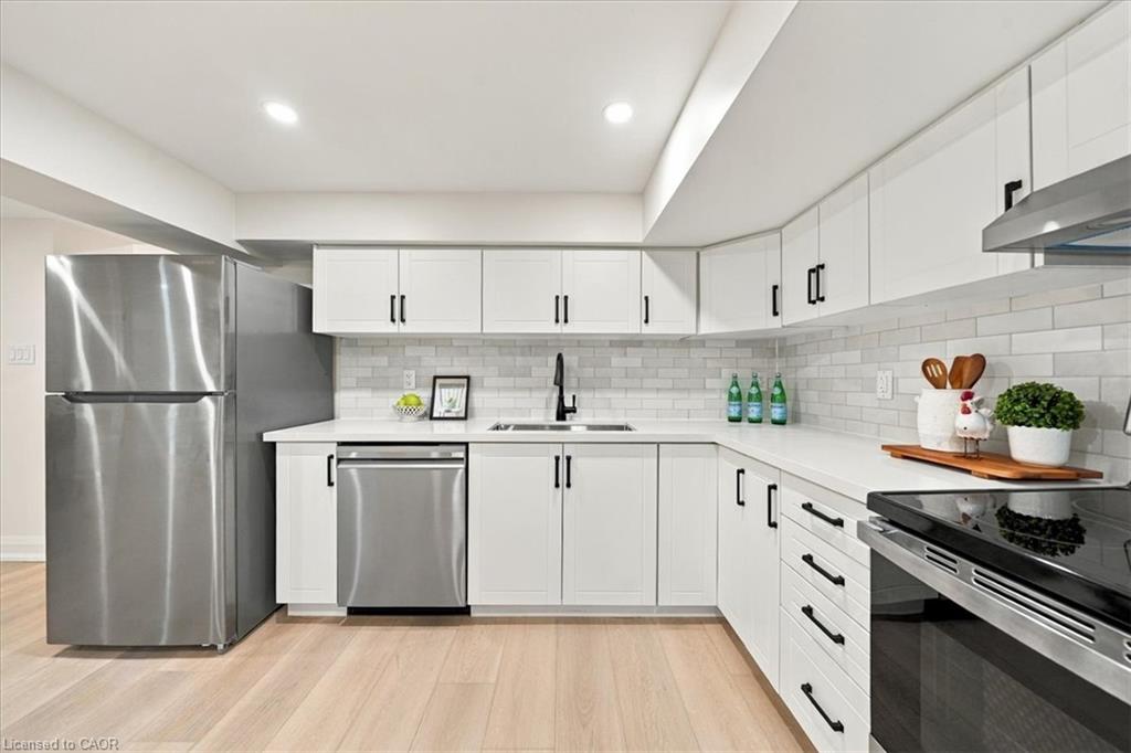 184 Torresdale Avenue Property Photo 13