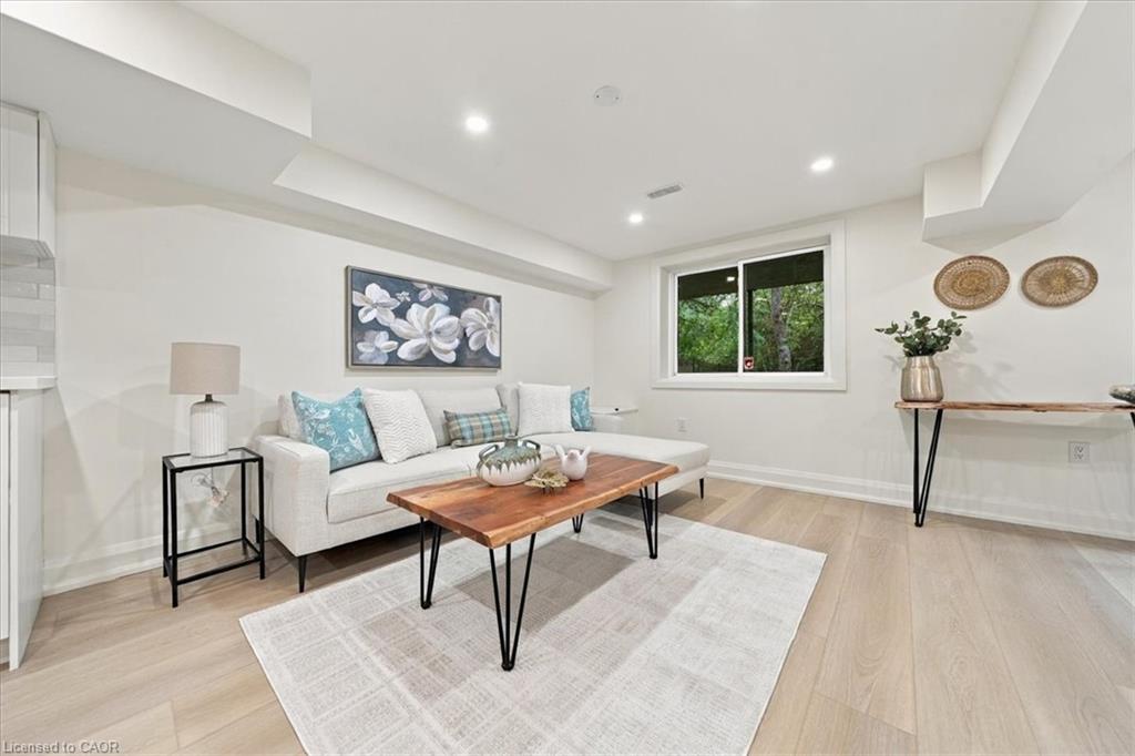 184 Torresdale Avenue Property Photo 14