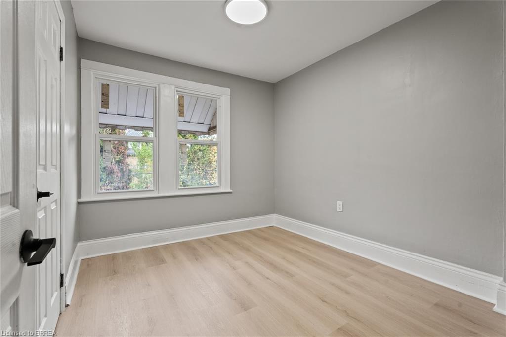 88 Gage Avenue S Property Photo 25