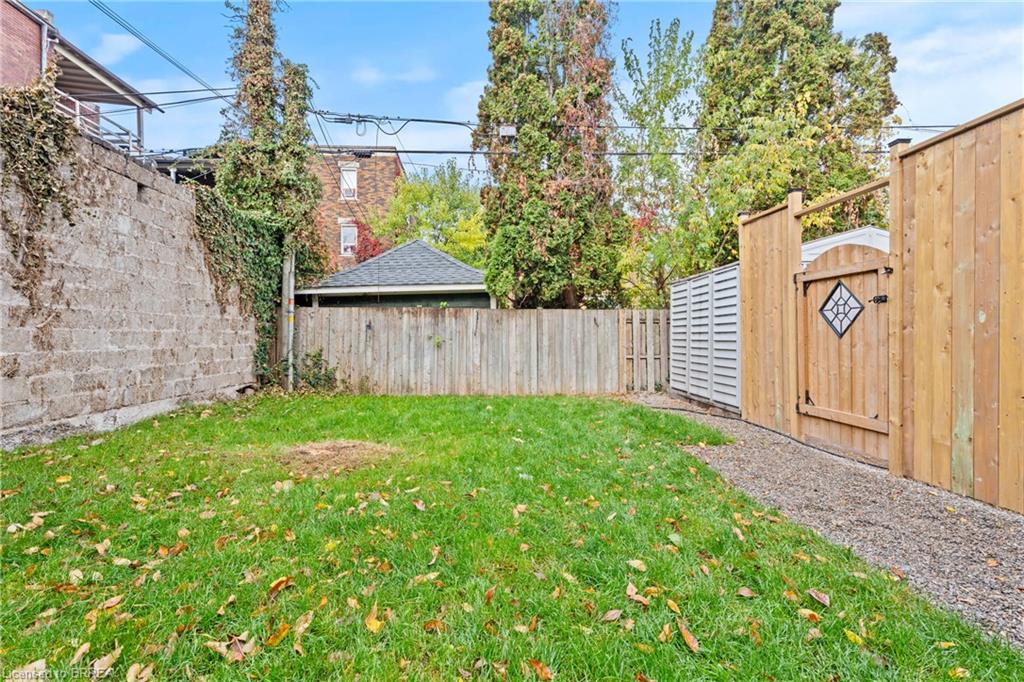88 Gage Avenue S Property Photo 32
