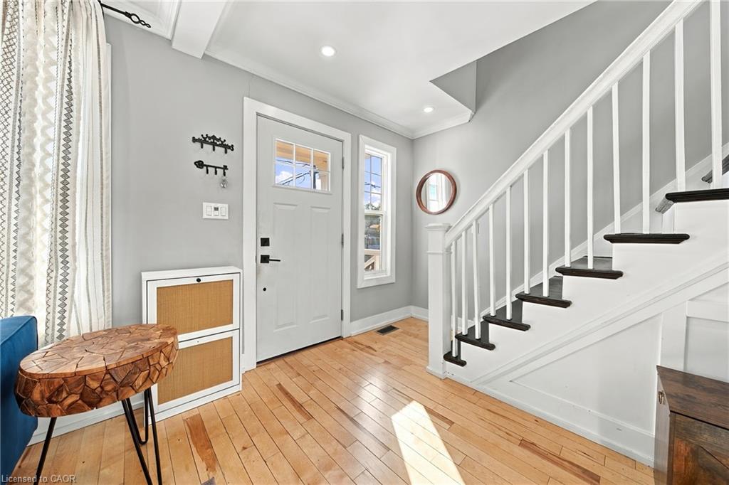 1231 Dunsmure Road Property Photo 3