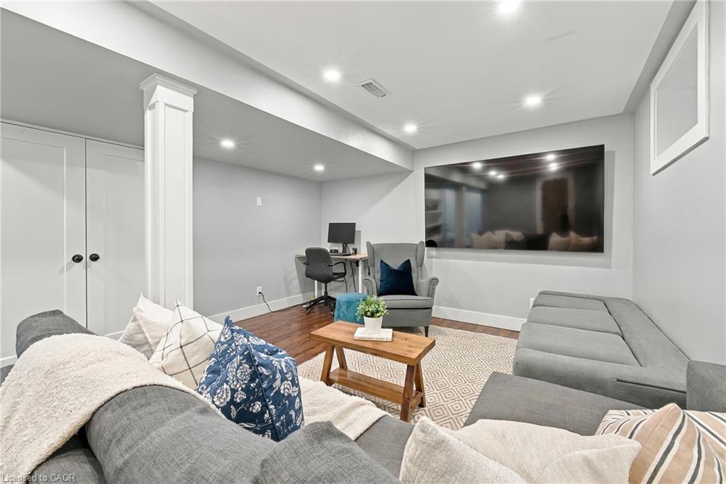 1231 Dunsmure Road Property Photo 17