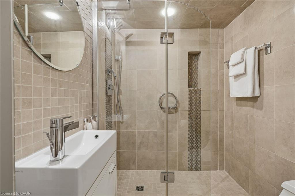 52-3480 Upper Middle Road Property Photo 45