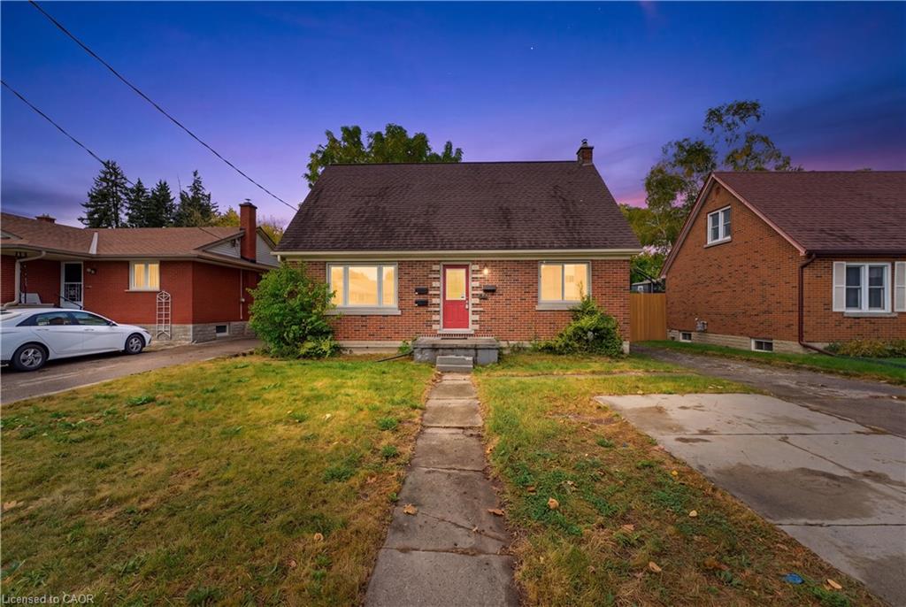 25 Meinzinger Avenue