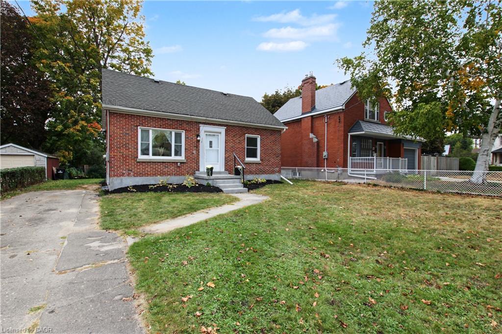 223 Margaret Avenue Property Photo 3
