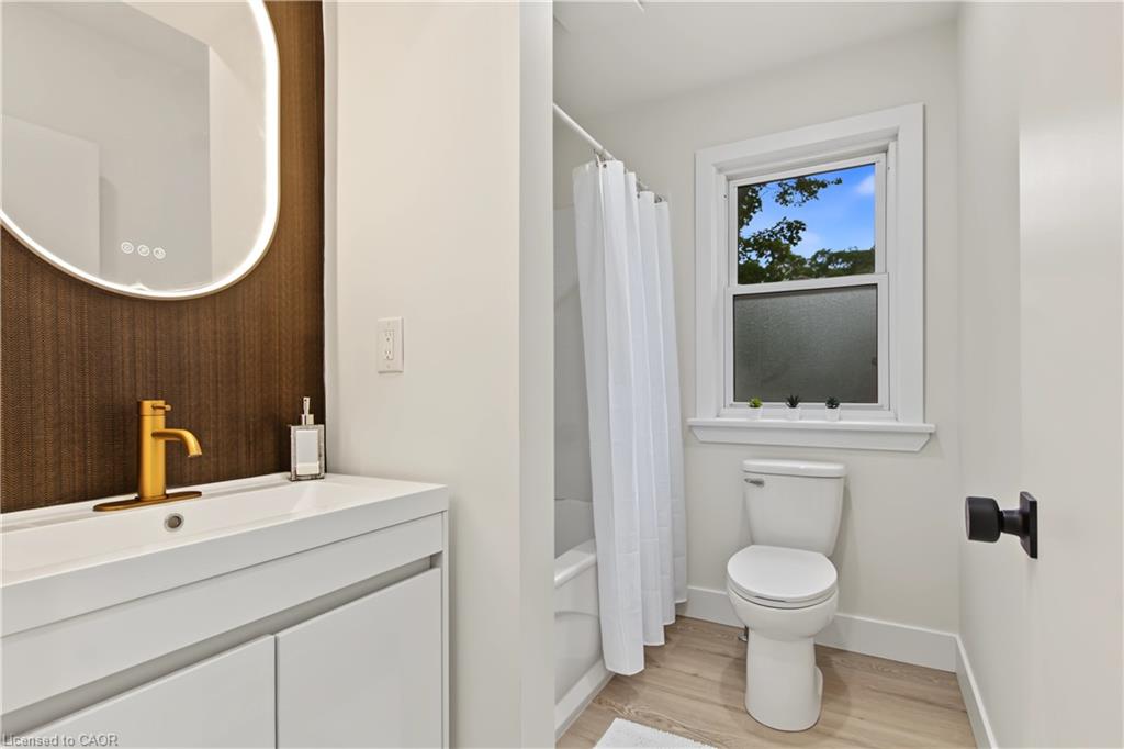 223 Margaret Avenue Property Photo 12