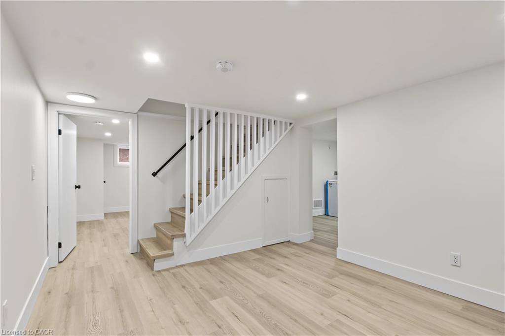 223 Margaret Avenue Property Photo 25