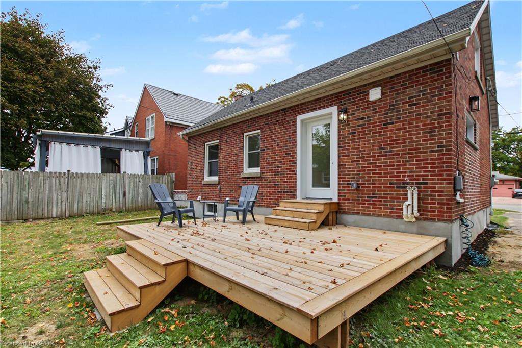 223 Margaret Avenue Property Photo 34