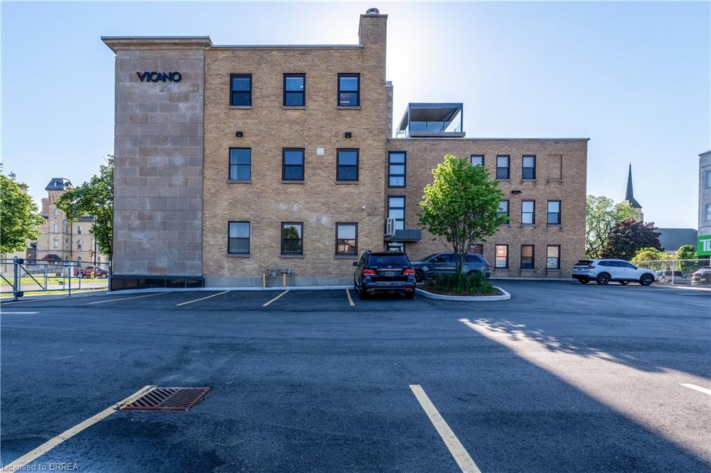 84 Market Street Property Photo 8