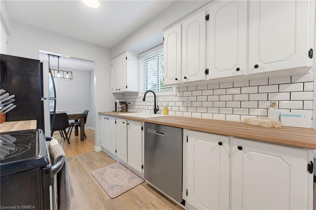 35 Scott Road Property Photo 12