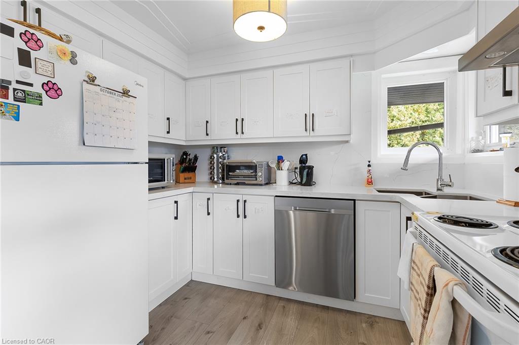 24 Alpha Street Property Photo 13
