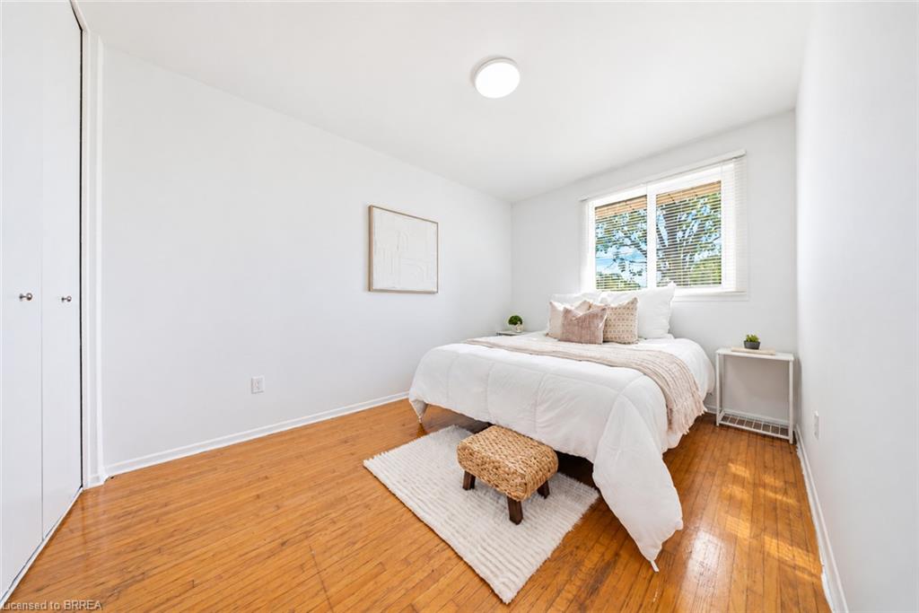16 Burwell Street Property Photo 17