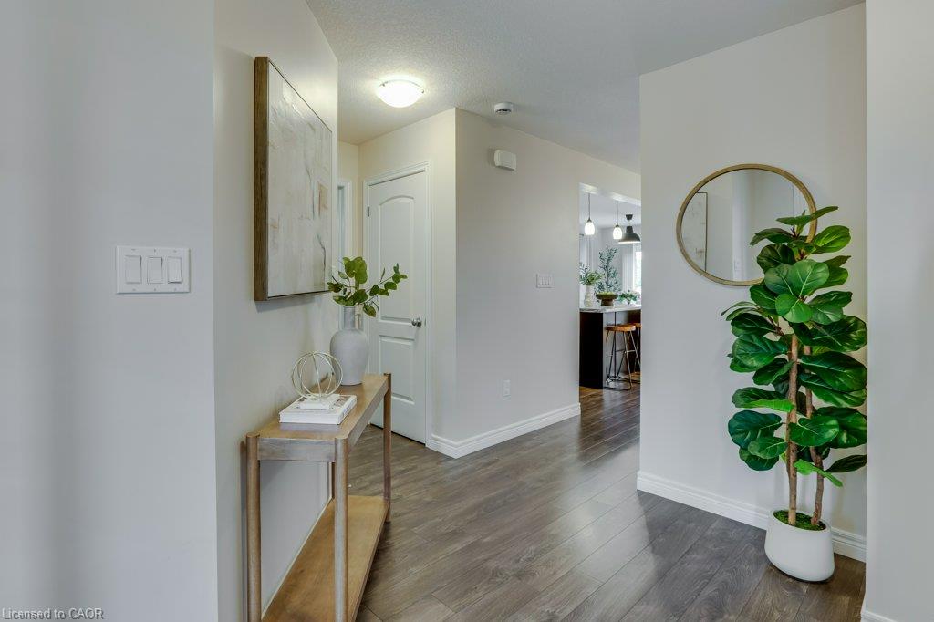 731 Guiness Way Property Photo 3