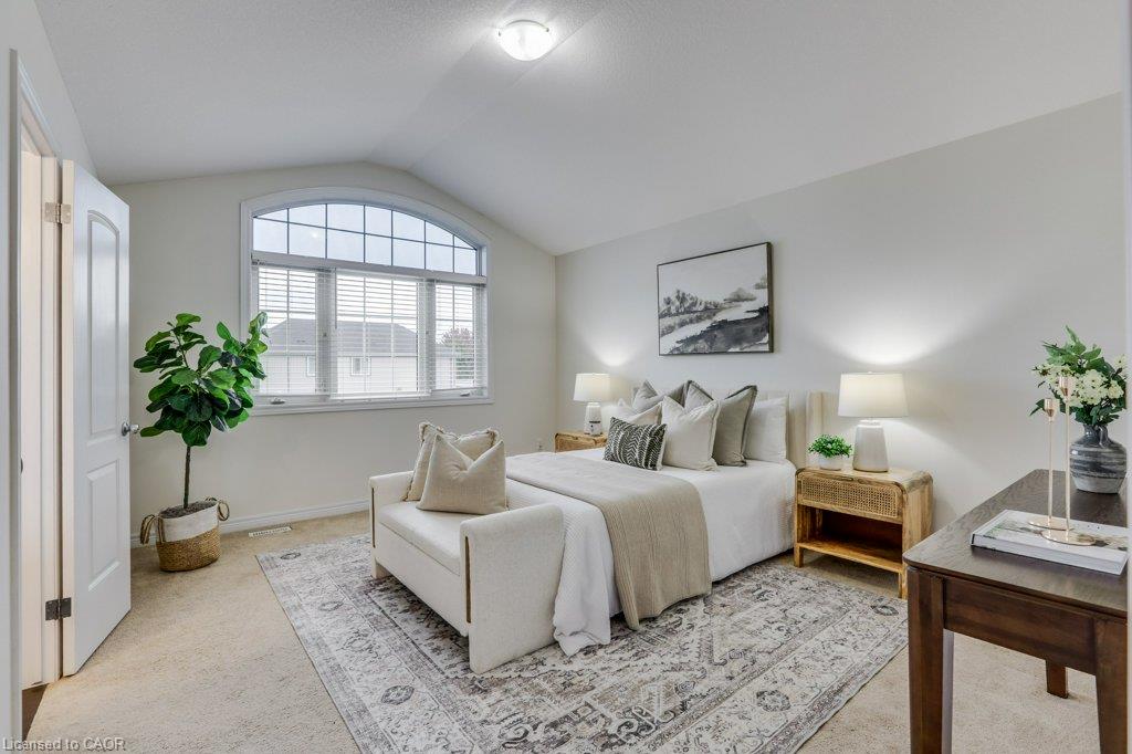 731 Guiness Way Property Photo 15